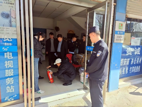 羊庄镇开展“多合一”经营场所排查整治行动